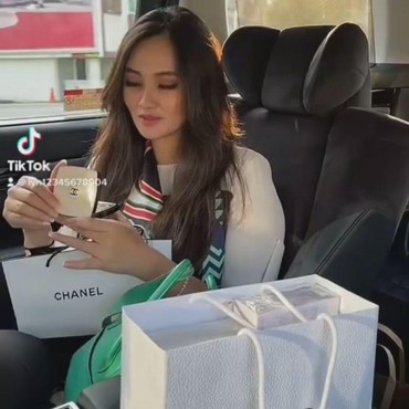 Disebut Gubernur Terkaya, Ini 7 Gaya Mewah Sherly Tjoanda Punya Harta Capai Rp972 M