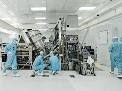 SMIC Tes Mesin DUV Lokal, China Selangkah Lagi Mandiri Chip AI