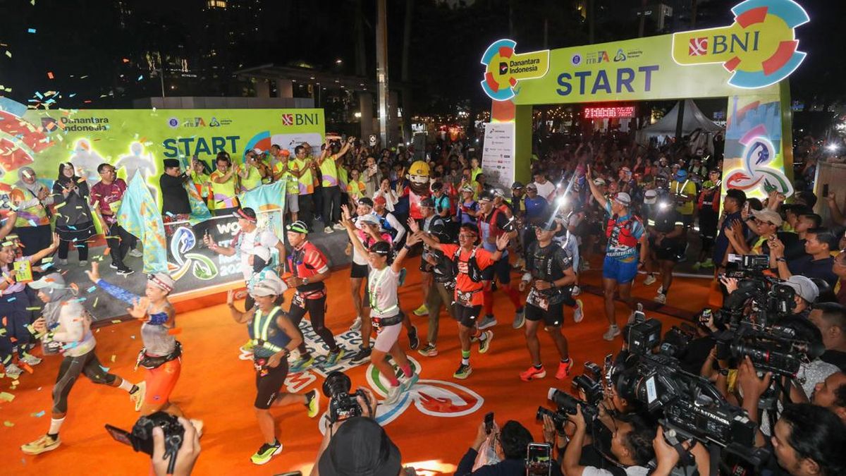 5.000 Pelari dan 32 Guru Besar Ramaikan wondr ITB Ultra Marathon 2025