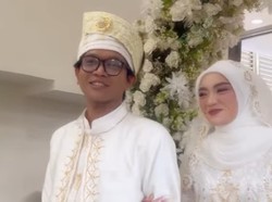 Komika Dzawin Nur Resmi Menikah dengan Renny Rachmawaty