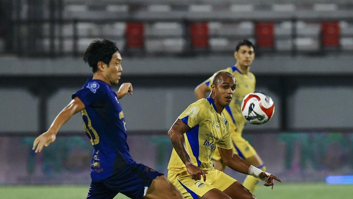 Hasil Super League: Penalti Gagal, Persib Telan Kekalahan dari Persita