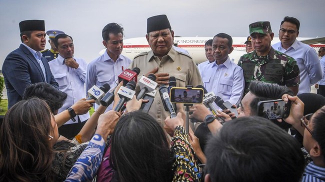 Seskab Teddy Indra Wijaya mengatakan rangkaian kunjungan luar negeri Presiden Prabowo Subianto mencatatkan komitmen investasi triliunan rupiah.