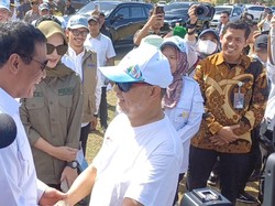 Waka DPD RI Launching Program Senator Peduli Ketahanan Pangan di Sulsel
