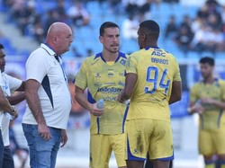 Thom Haye Masih Cari Irama di Liga Indonesia