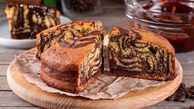 5 Resep Cake Marmer Lembut dan Berminyak, Enak Anti Gagal!