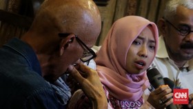 Istri Arya Daru Minta Prabowo - Kapolri Jujur Usut Kematian Suaminya