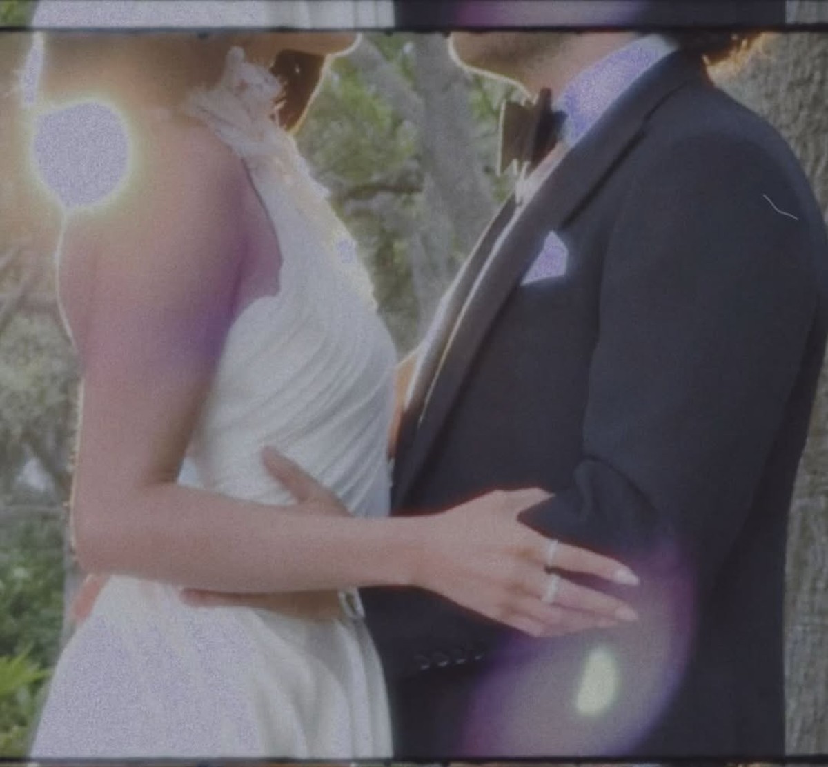 Selena Gomez dan Benny Blanco Menikah&period;