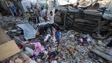 FOTO: Serangan Israel Tewaskan Puluhan Orang di Kamp Nuseirat Gaza