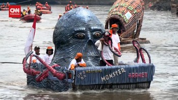VIDEO: Festival Perahu Cinta Lingkungan di Sungai Ciliwung