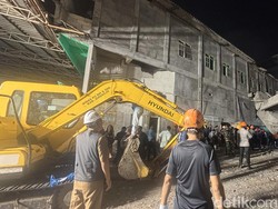 1 Orang Dilaporkan Tewas Tertimpa Reruntuhan Musala Pondok Al Khoziny Sidoarjo