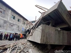 Musala Ponpes Al Khoziny Sidoarjo Ambruk Saat Rakaat Kedua Salat Asar