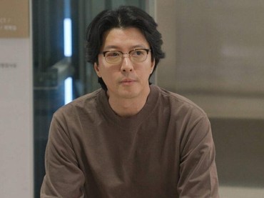 img-title Belum Ada Obatnya, Lee Dong Gun Idap Penyakit Langka