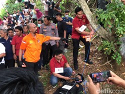 Dua Mr X Pindahkan Mayat Brigadir Esco ke Belakang Rumah Briptu Rizka