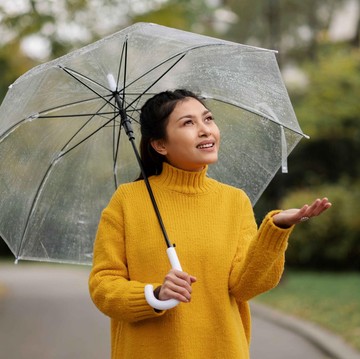 3 Trik Simpel Biar Nggak Gampang Sakit saat Musim Hujan