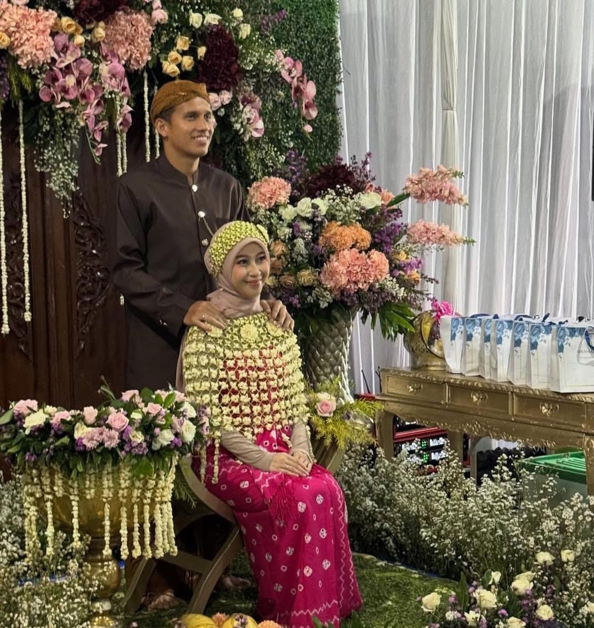 Isi suvenir acara 7 bulan kehamilan Adiba Khanza