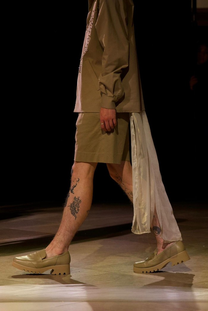 Koleksi 1001 Shoes dan Tran Huang “Spring, Summer, Fall, Winter... and Spring”