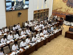 Mendag Ungkap Biang Kerok Gula Industri Rembes ke Pasaran