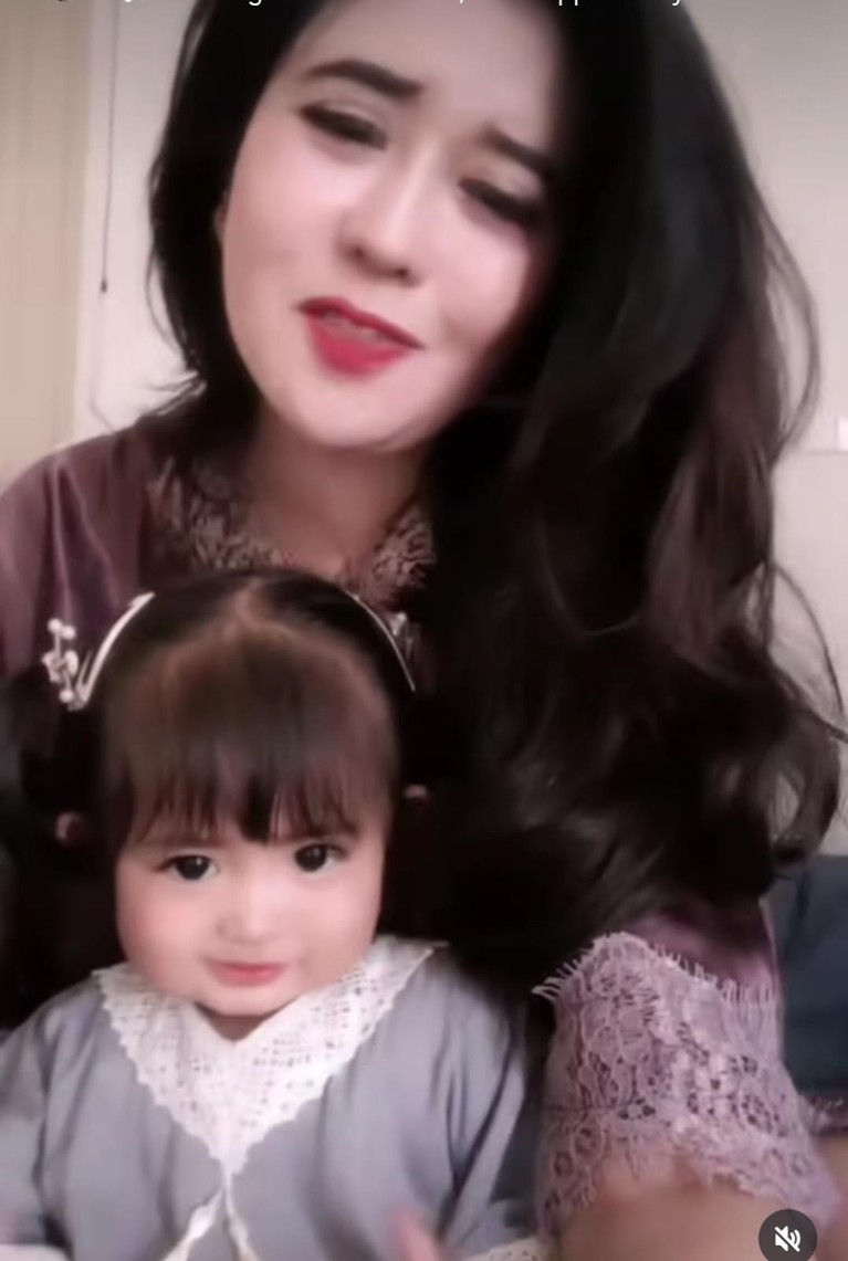 mertua denny caknan Potret Ibu Mertua Denny Caknan