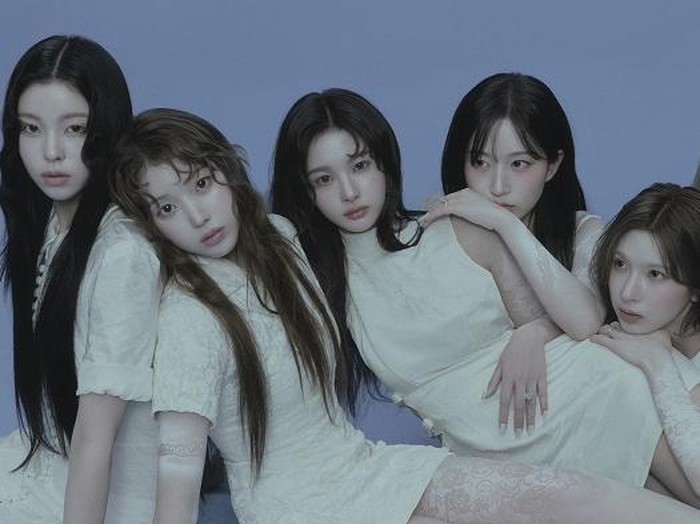 NMIXX juga akan meramaikan comeback kali ini, tepatnya pada 13 Oktober 2025, dengan merilis full album pertama mereka bertajuk 