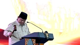 Prabowo Ingatkan Kader Gerindra Jangan Datangi Menteri Cari Proyek