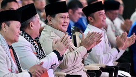 Prabowo Kesal BUMN Rugi Malah Bagi Bonus: Brengsek Benar!