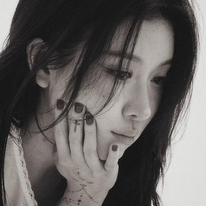 Baek Yerim atau Yerim Baek akan comeback dengan mini album ketiganya berjudul 