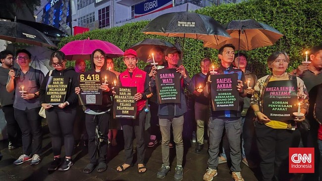 Koalisi Masyarakat Sipil menggelar aksi peringatan satu bulan tewasnya Affan Kurniawan akibat dilindas mobil rantis Brimob Polda Metro Jaya.