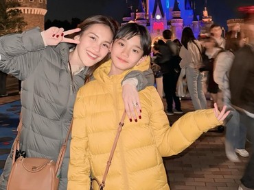 Kompaknya Ayu Ting Ting & Bilqis Udah Kayak Sahabat, Kulik Bareng Dance K-Pop