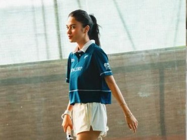 Masa Iddah Belum Selesai, Azizah Salsha Kepergok Main Padel Ditemani Nadif