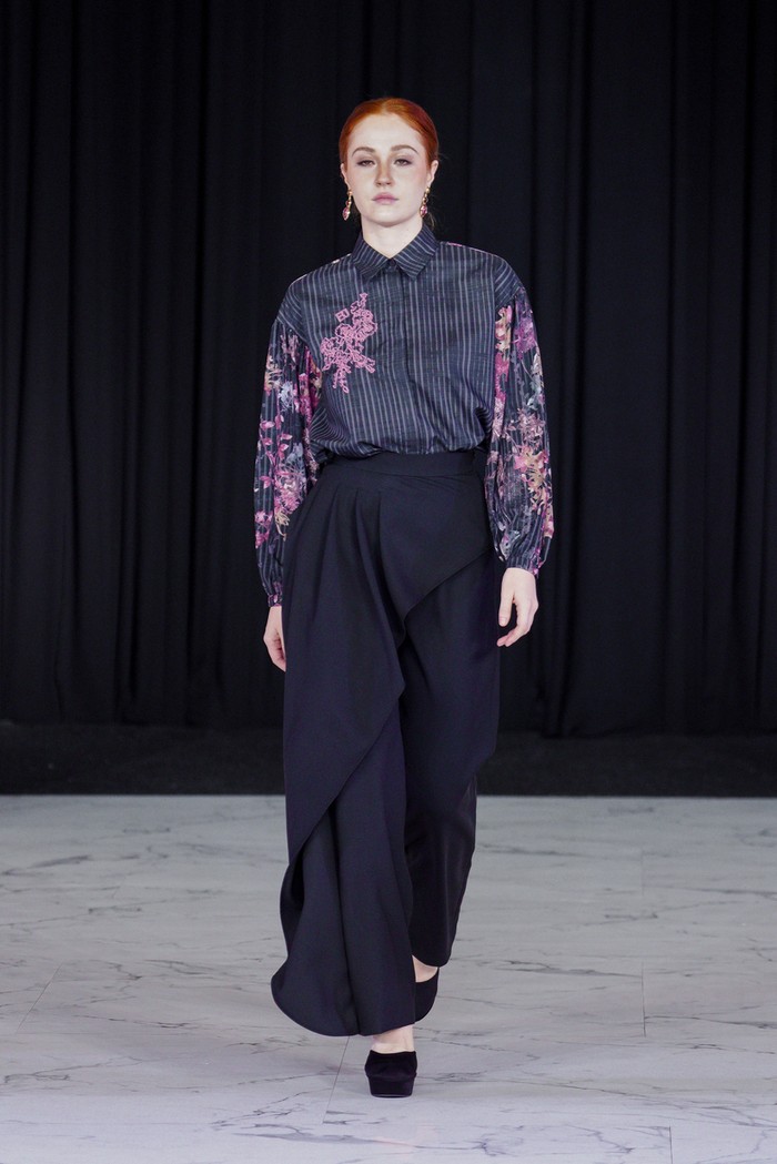 Brand modest fashion ini menawarkan 14 looks siap pakai yang cocok digunakan sehari-hari./ Foto: Dok. Benang Jarum