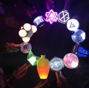 9 Lightstick K-Pop Paling Unik dan Cantik Tahun 2025