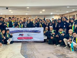 JNE Berangkatkan 1.643 Karyawan Laksanakan Ibadah Umrah