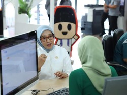Tinjau MPP Jakarta, MenPAN-RB Puji Keseimbangan Layanan Digital-Fisik
