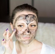 5 Bahan Dapur yang Bisa Dipakai Buat Masker Wajah Alami