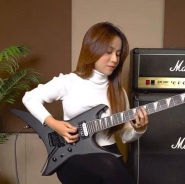 Ubah Arah Karier Musik, Mayang Adik Vanessa Angel Tinggalkan Pop Rock dan Coba Koplo