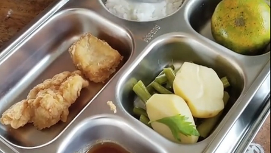 ‘MBG Core’ di TikTok Ini Tunjukkan Momen Kocak Murid Makan MBG ‘MBG Core’ di TikTok Ini Tunjukkan Momen Kocak Murid Makan MBG