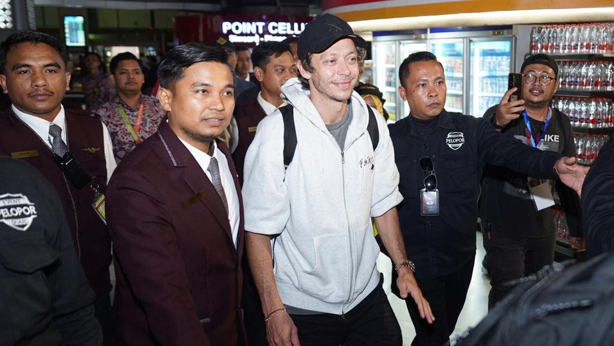 FOTO: Valentino Rossi Tiba di Jakarta, Murid-murid di Lombok
