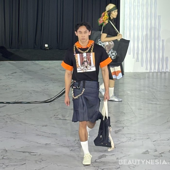 Koleksi dari dBX menceritakan kisah penyelamatan, adopsi, dan kenangan Leia kepada animal lovers dan fashion enthusiast. Gambar-gambar anjing dan kucing yang menggemaskan mendominasi, dipadukan dengan gaya kekinian dan terlihat colorful. (Foto: Rini Apriliani/Beautynesia)