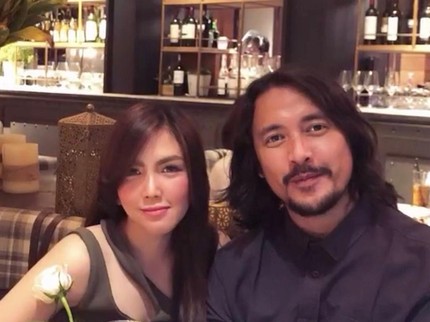 Momen Romantis Marcello Tahitoe dan Istri yang Jarang Tersorot, Intip 5 Potretnya