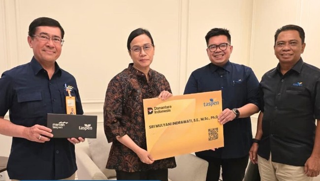 Eks Menteri Keuangan Sri Mulyani menerima uang pensiun usai tak lagi menjadi pejabat negara. Berapa besarannya?