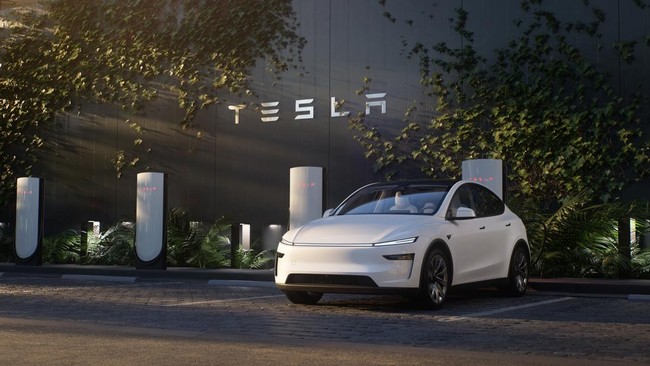 CEO Xiaomi Beli Tesla Model Y, Komponen Ditelanjangi Lalu Dipelajari CEO Xiaomi mengungkap membeli tiga unit Tesla Model Y sebagai bagian dari studi.