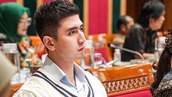 Sosok Ruby Chairani, Anggota DPR yang Dekat dengan Verrell Bramasta