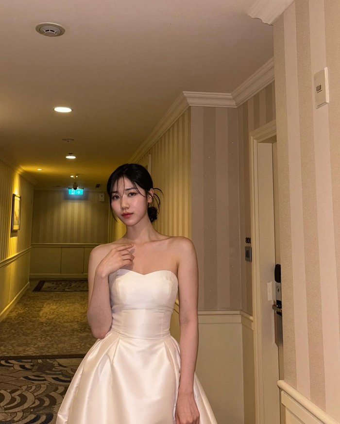 Artis cilik kelahiran 2006 tersebut kini telah beranjak remaja. Parasnya pun dinilai makin cantik dan menawan, Beauties./ Foto: instagram.com/leere0312