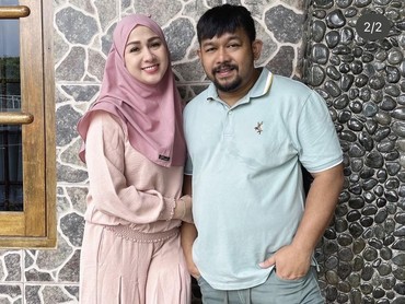 img-title Bawa ATM Kosong-Serahkan Semua Aset untuk Istri, 7 Potret Bedu saat Susah Ditemani Anggie
