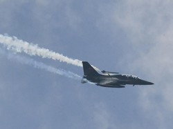 Pesawat Tempur Wara-wiri Terbang di Langit Jakarta Pagi Ini, Ada Apa?