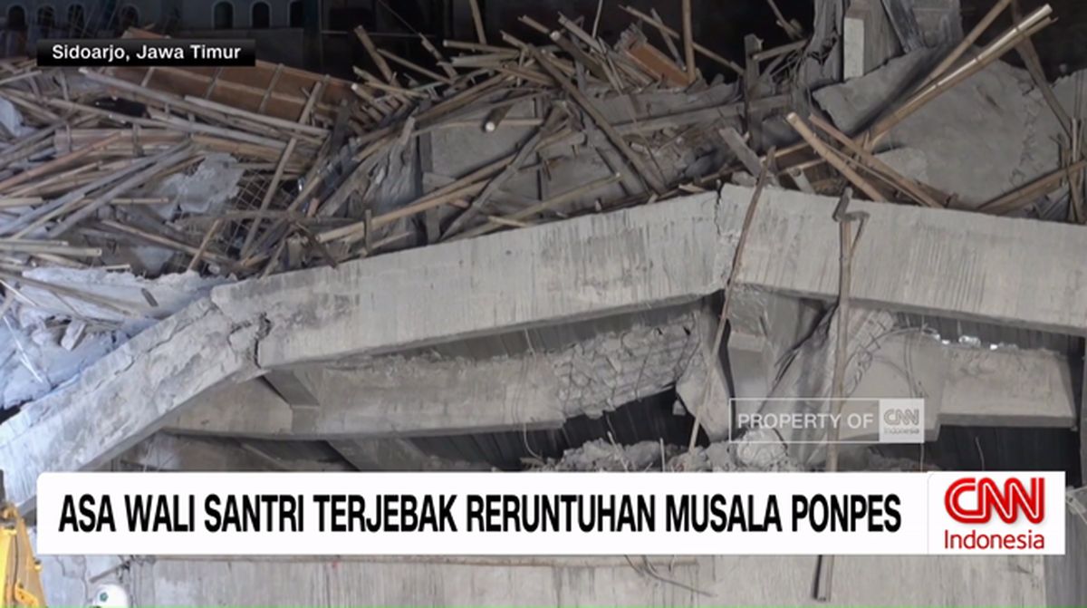 VIDEO: Keluarga Santri Korban Musala Ambruk Menanti Keajaiban