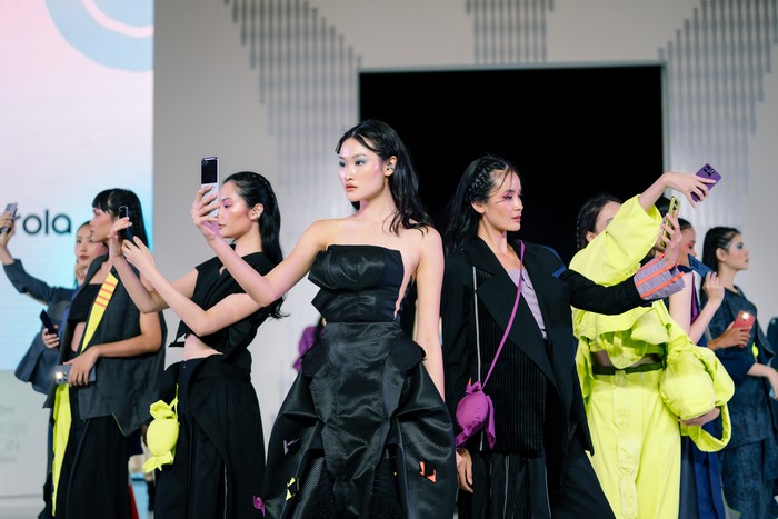 Koleksi Oline Workrobe di Beautynesia Fashion Rhapsody