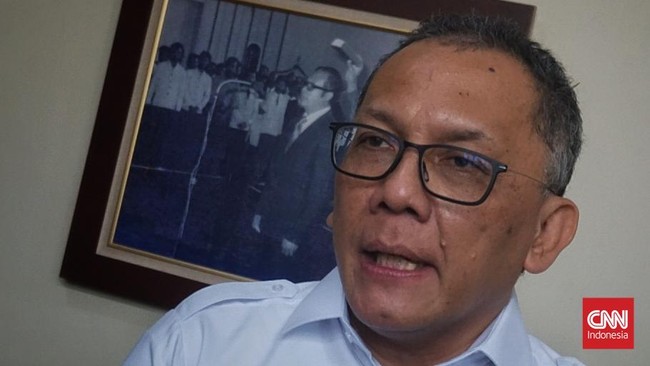 Kepala BRIN Laksana Tri Handoko mengonfirmasi cemaran radioaktif Cs-137 di Cikande berasal dari sumber pasif. Masyarakat diminta tidak panik.