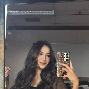 Lama Tak Tampil di Panggung, Mahalini Rindu Menyanyi hingga Menangis