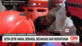 VIDEO: Detik-Detik Haikal Berhasil Dievakuasi Dari Reruntuhan